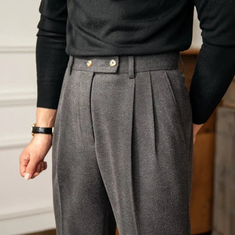 Hochtaillierte Hosen