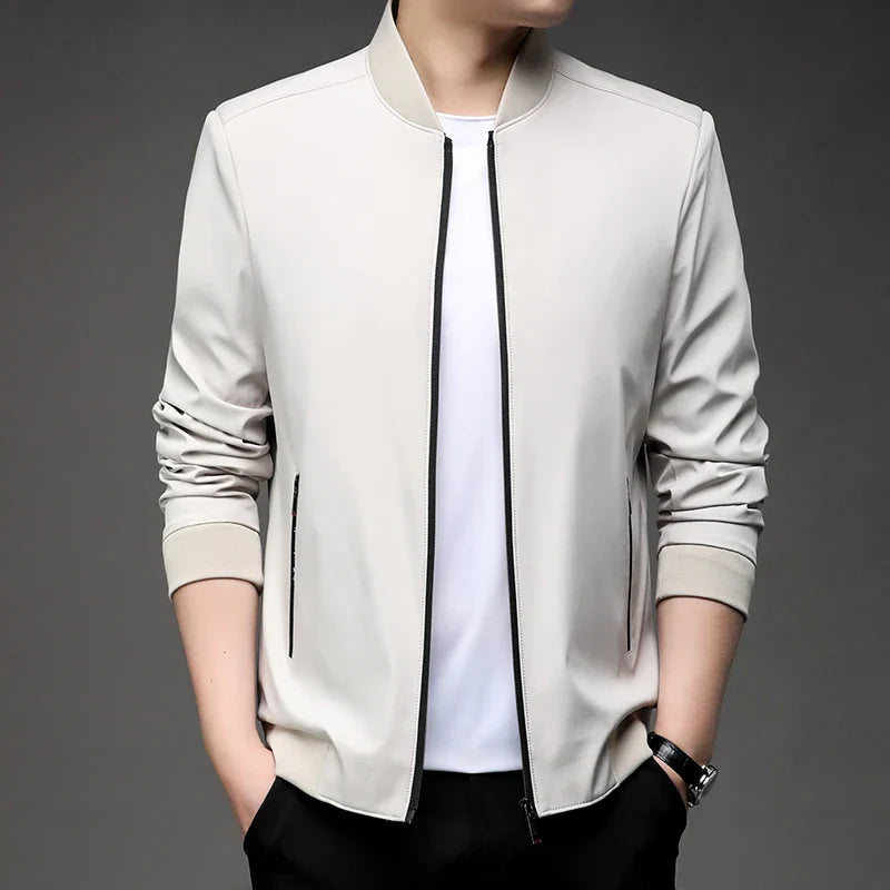 Lässige Baseballjacke