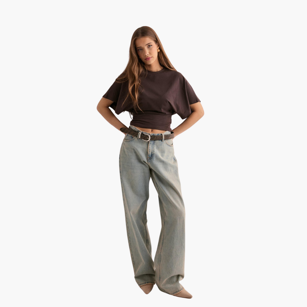 Oversized T-shirt for women – comfortable, loose fit