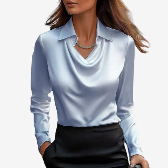 Sylvie | Luxuriöse, glänzende Bluse mit Faltenkragen