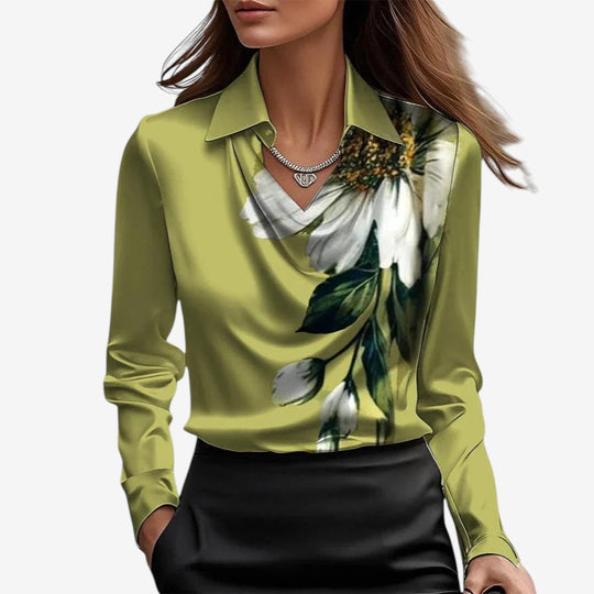 Sylvie | Luxuriöse, glänzende Bluse mit Faltenkragen